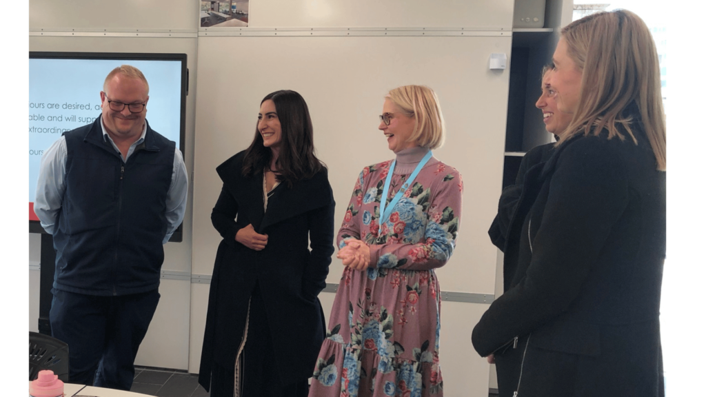 DISC: Communication MasterClass, Effective communication styles, Workplace collaboration strategies, DISC Profiling system benefits, Enhancing self-awareness, Interpersonal interactions improvement, Professional growth techniques, Understanding dominant traits, Recognizing colleagues' communication styles, Adapting communication to personality types, Conflict resolution strategies, Personal development through DISC profiling, Building rapport in diverse teams, Wundertraining, Jane Wundersitz,