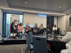 emotional intelligence speaker Australia, leadership keynote speaker Adelaide, women in leadership speaker, emotional intelligence for the workplace, team culture and performance, strengths-based leadership keynote, The Presence Effect keynote, Jane Wundersitz speaker,